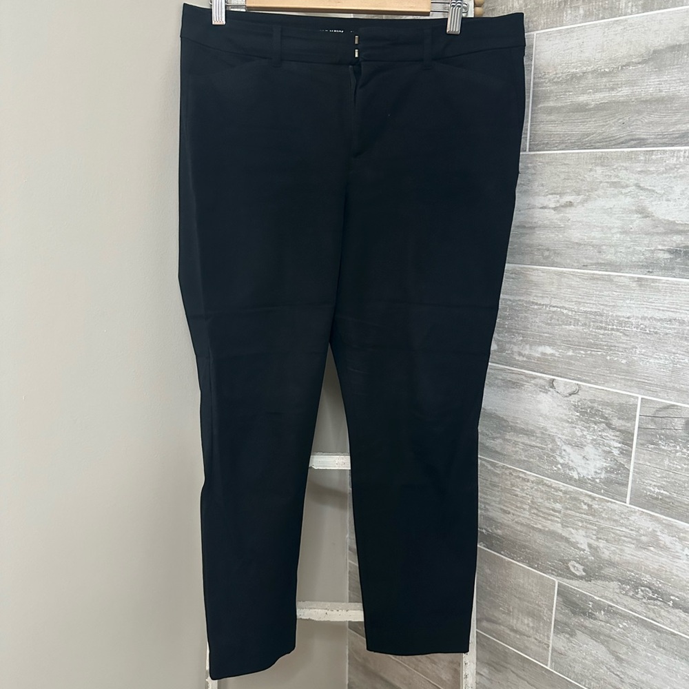 Old Navy High Waist Pixie in Black